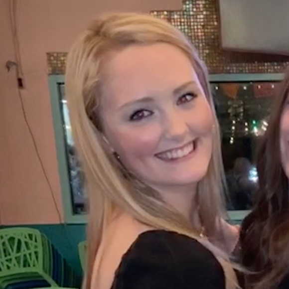 Meet your Posher, Elizabeth - Picture 1 of 1